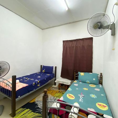 Homestay Ummi กัวลาตรังกานู ภายนอก รูปภาพ