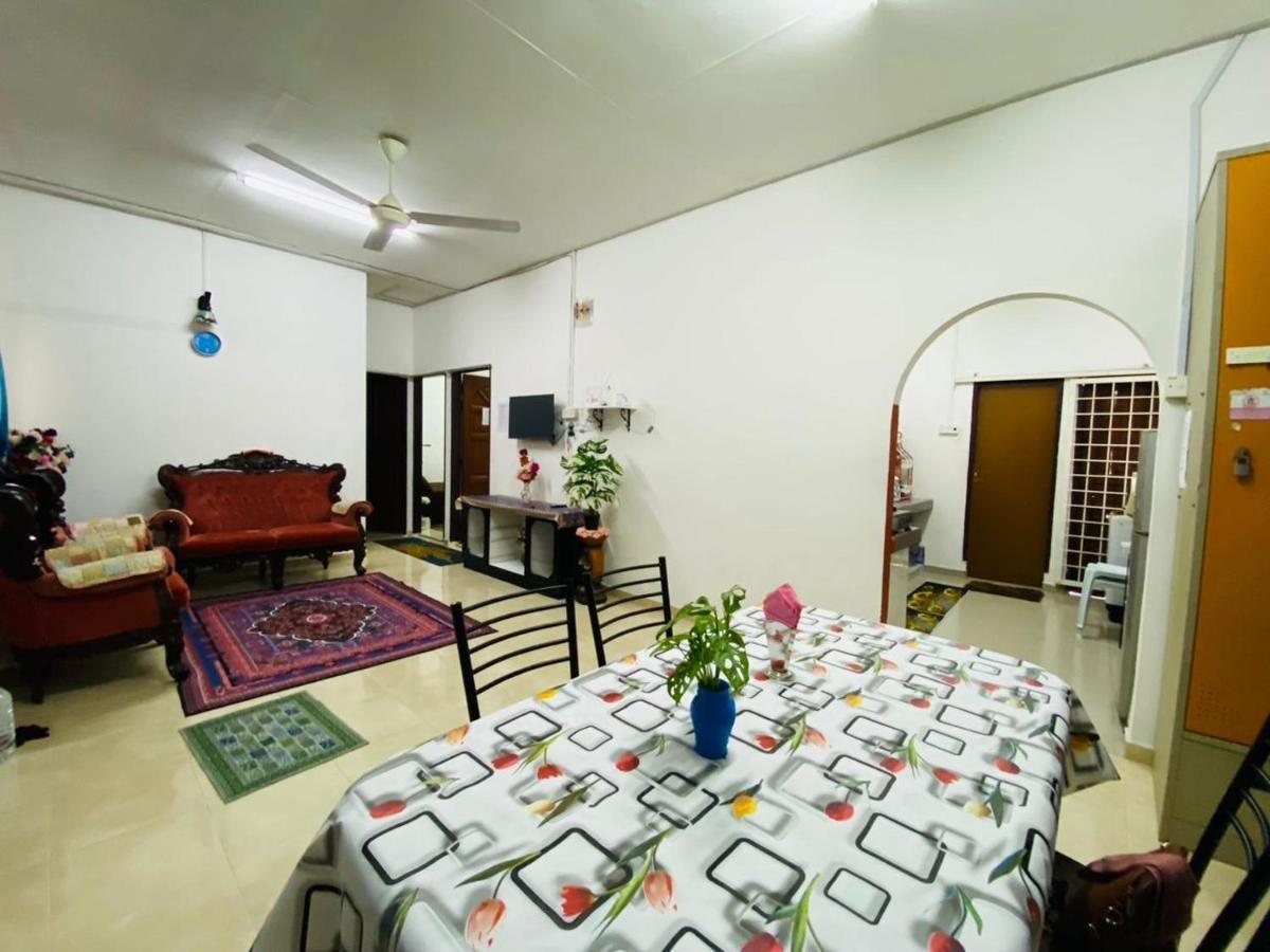 Homestay Ummi กัวลาตรังกานู ภายนอก รูปภาพ